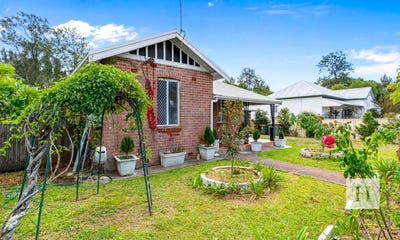 /international/au/7-railway-street-taree-nsw-151082692/