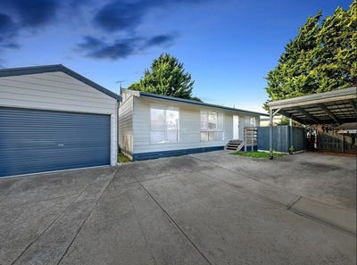 /international/au/63a-rokeby-crescent-craigieburn-vic-148603512/