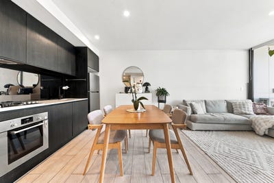 /international/au/311-697-701-pittwater-road-dee-why-nsw-152587692/