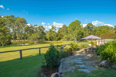 /international/au/284-lawson-road-jones-hill-qld-150968584/