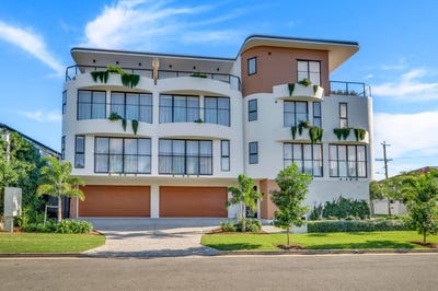 /international/au/1-4-24-sunrise-boulevard-surfers-paradise-qld-148380084/