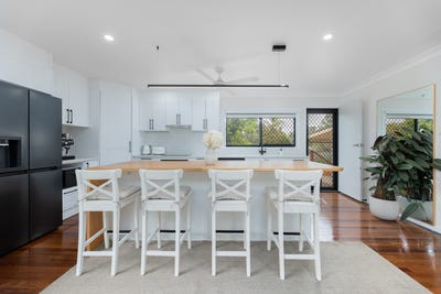 /international/au/36-kirby-street-woodford-qld-152010808/