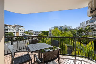 /international/au/23-30-32-river-esplanade-mooloolaba-qld-152058248/