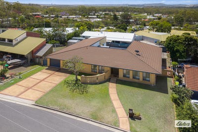 /international/au/9-columbia-avenue-clinton-qld-152598688/