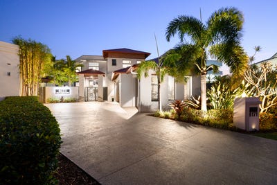 /international/au/6171-murten-court-hope-island-qld-151327116/