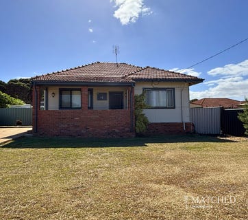 /international/au/22-ocean-drive-port-denison-wa-151131696/