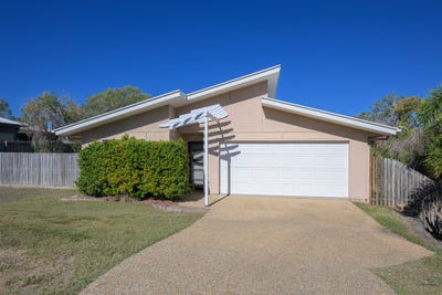 /international/au/14-stoneybrook-drive-glen-eden-qld-151427644/