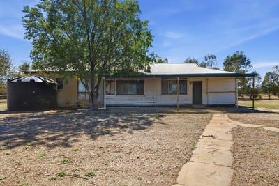 /international/au/541-churchill-rd-yarroweyah-vic-150577108/