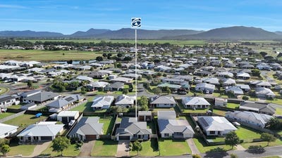 /international/au/28-patricia-circuit-mirani-qld-148426452/