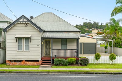 /international/au/165-river-street-maclean-nsw-151155920/