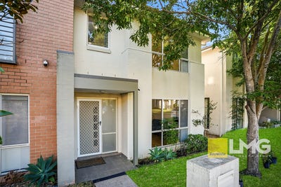 /international/au/17-castle-street-auburn-nsw-151301396/