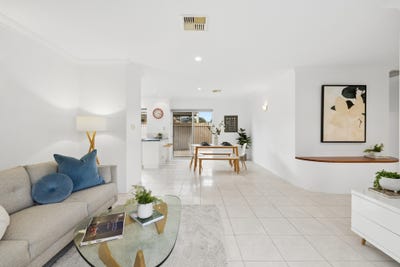 /international/au/2-27-behan-street-bentley-wa-151218004/