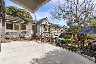/international/au/13-roslyn-street-montrose-vic-151299376/