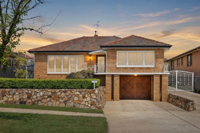 /international/au/26-ernest-street-queanbeyan-nsw-152576668/