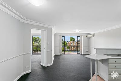 /international/au/6-30-banksia-terrace-south-perth-wa-151132356/