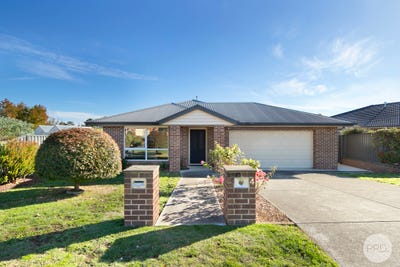 /international/au/4-orr-street-creswick-vic-151514728/