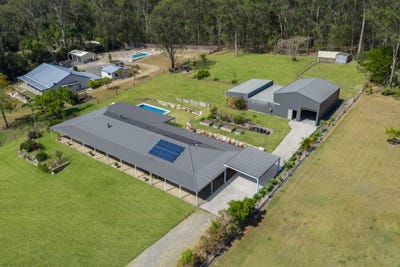 /international/au/39-sears-road-yatala-qld-152624468/