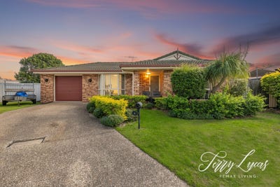 /international/au/6-solo-court-beachmere-qld-151534320/