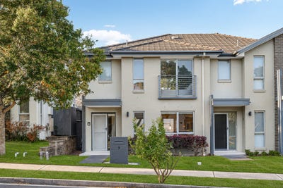 /international/au/9-sierra-avenue-middleton-grange-nsw-152495576/