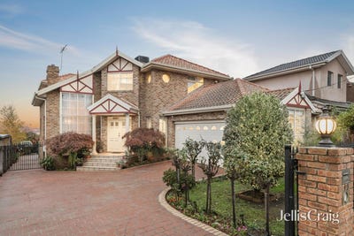 /international/au/13-magdalen-street-pascoe-vale-south-vic-151316616/