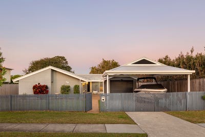 /international/au/19-catamaran-street-manly-west-qld-148648444/?lang=en