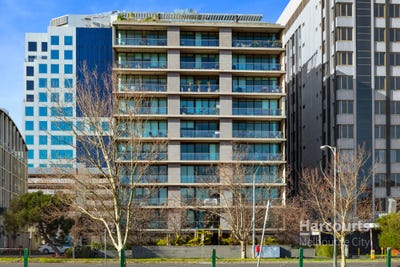 /international/au/107-70-queens-road-melbourne-vic-148648536/?lang=id