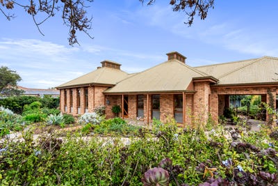 /international/au/16-jackson-avenue-strathalbyn-sa-151518348/