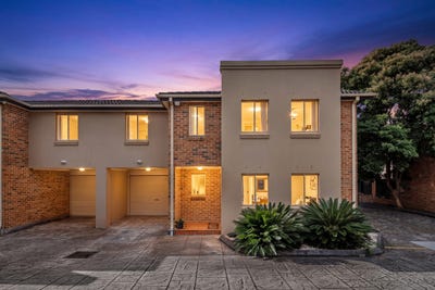 /international/au/4-23-fuller-street-seven-hills-nsw-151175536/