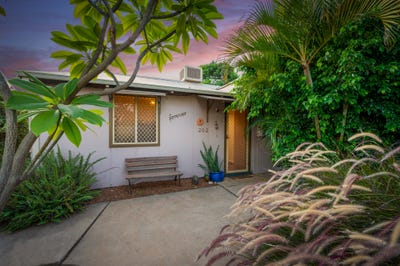 /international/au/262-hay-street-kalgoorlie-wa-150912744/
