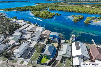 /international/au/103-bowman-street-swansea-nsw-151410284/