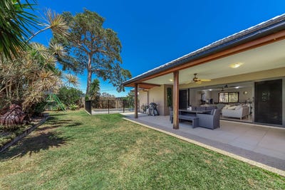 /international/au/12-wills-court-cannonvale-qld-152409404/