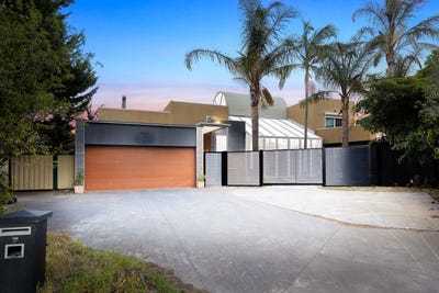/international/au/7-harsburg-court-taylors-lakes-vic-148725740/
