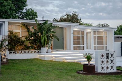 /international/au/32-sydney-street-huskisson-nsw-150788996/