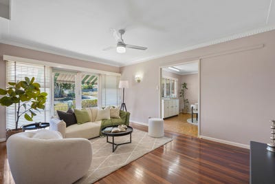 /international/au/61-nyleta-street-coopers-plains-qld-152436772/