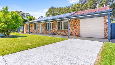 /international/au/28-adina-close-forster-nsw-150983452/