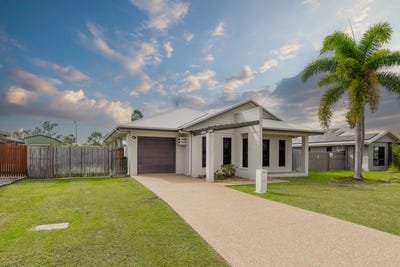 /international/au/38-batiki-circuit-burdell-qld-148376380/?lang=en