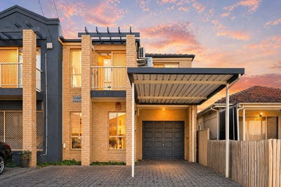 /international/au/71-torrens-street-canley-heights-nsw-151067728/