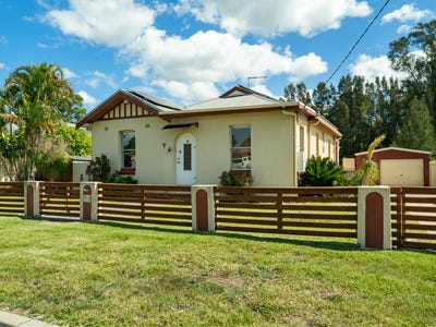 /international/au/9-railway-street-taree-nsw-151052428/