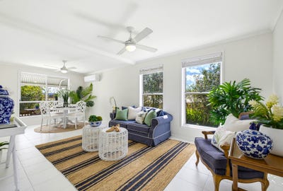 /international/au/12-reynolds-close-woombye-qld-152241616/
