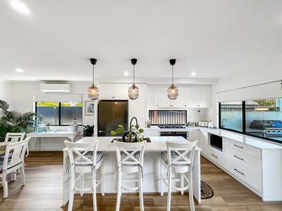/international/au/24-george-st-macleay-island-qld-148528104/?lang=en