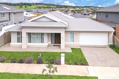 /international/au/12-poppy-drive-gisborne-vic-152520688/