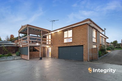 /international/au/8-gale-court-yarra-glen-vic-151560808/