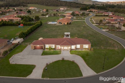 /international/au/24-cavallo-crescent-wallan-vic-148483832/