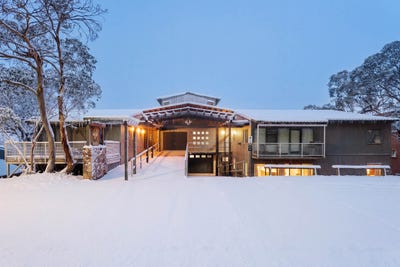/international/au/11-10-chamois-road-mount-buller-vic-152628868/