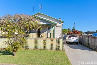 /international/au/9-austral-street-kempsey-nsw-151232676/