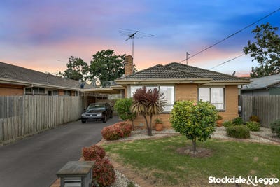 /international/au/15-jamison-street-laverton-vic-152480720/