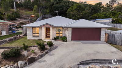 /international/au/37-flounder-crescent-toolooa-qld-151475344/