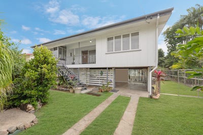 /international/au/25-laburnum-street-cranbrook-qld-151529992/