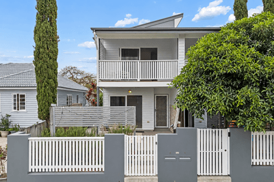 /international/au/2-96-dickenson-street-carina-qld-152641008/