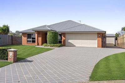 /international/au/28-trevean-drive-kleinton-qld-151445860/